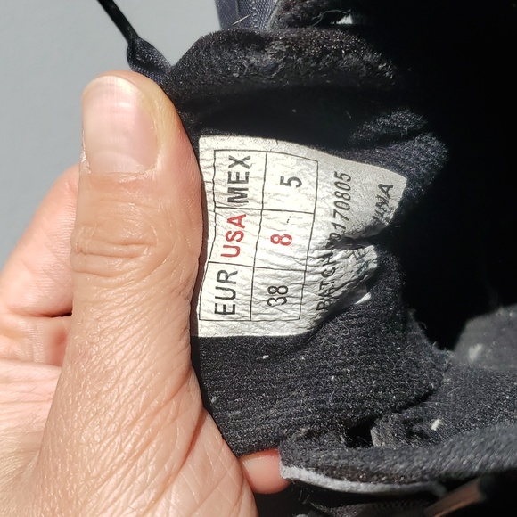 Velvet shoe - Picture 3 of 4